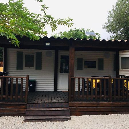 Mobil-Home Sur Terrain Prive Sérignan 外观 照片
