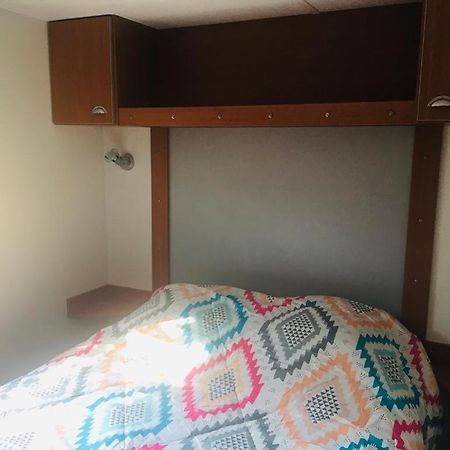 Mobil-Home Sur Terrain Prive Sérignan 外观 照片